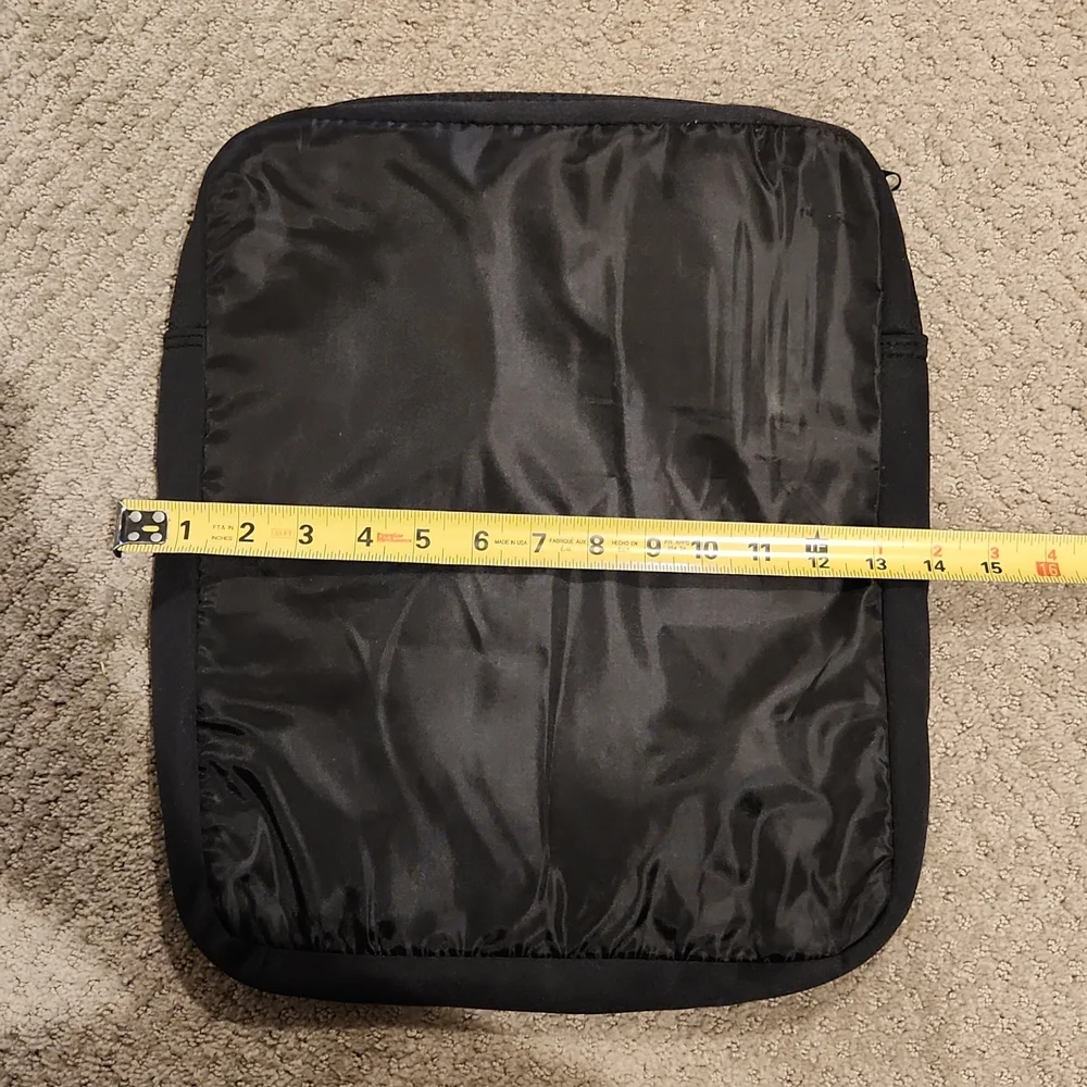Padded laptop / tablet pouch